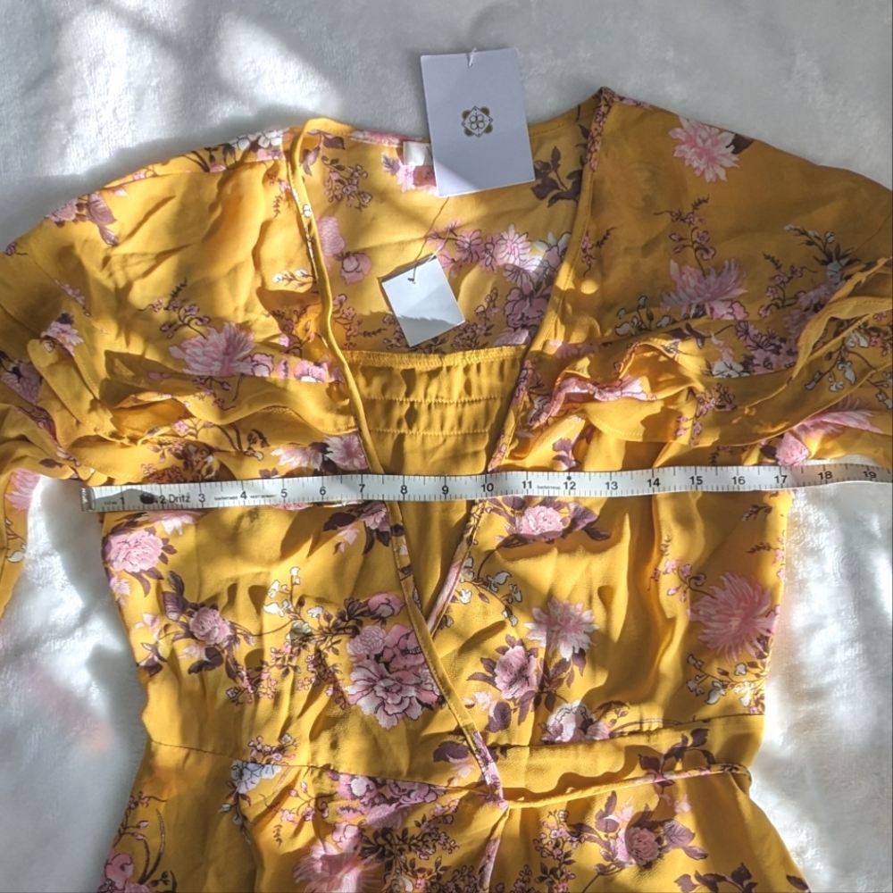 Wayf golden yellow floral long sleeve maxi wrap dress size XS NWT - Picture 6 of 9